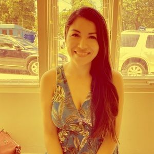 Meet your Posher, Delaine